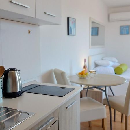 Sea Side Apartments Vodice Exterior foto